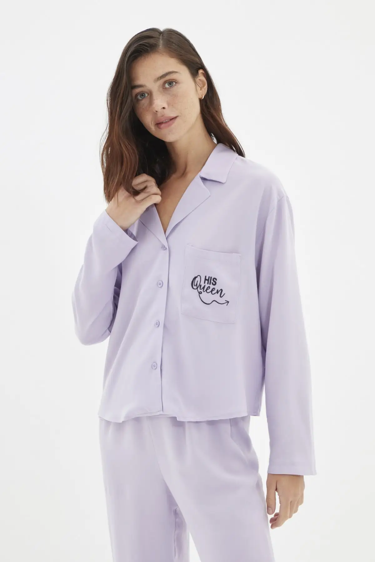 

Trendyol Embroidery Detail Viscose Woven Pajamas set THMAW22PT1050