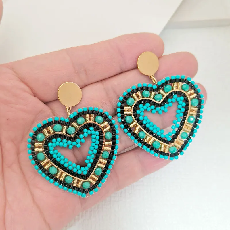 Серьги из бисера Сердце Зеленый Выдалбливают Богемия Оригинальность Кристалл