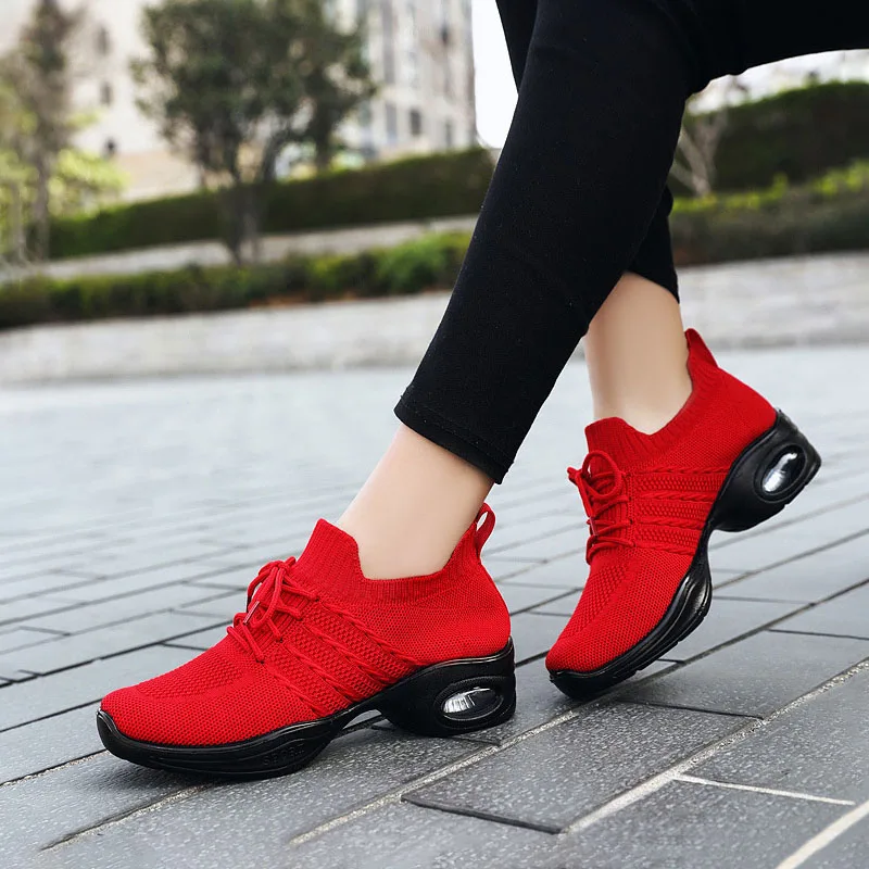Hollow Out Women Vulcanized Shoes Chunky Lightweight and Breathable Summer Athletic Workout Dancing Shoes Female Platform Shoes