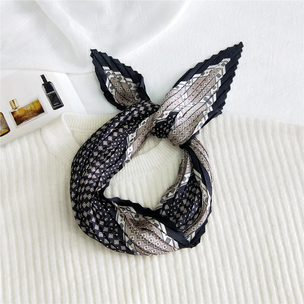 

Crinkle Oil Painting Silk Scarf Bandanna Women Scarf Fashion Square Scarves Head Scarf Neck Tie Band Professional Neckerchief