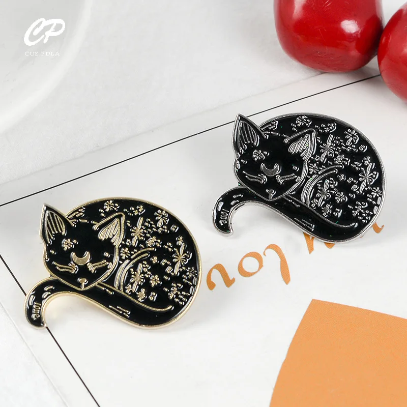 

Personality Brooch Black Cat Snuggling Strawberry Brooch Cat Brooch Pin Metal