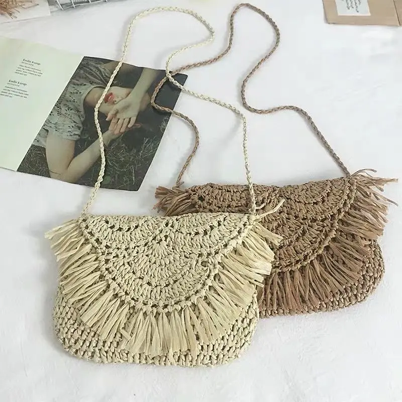 

Summer Beach Vacation Women Tassels Straw Rattan Weave Shoulder Crossbody Messenger Bags Ladies Fashion Slim Flap Handbag Purse