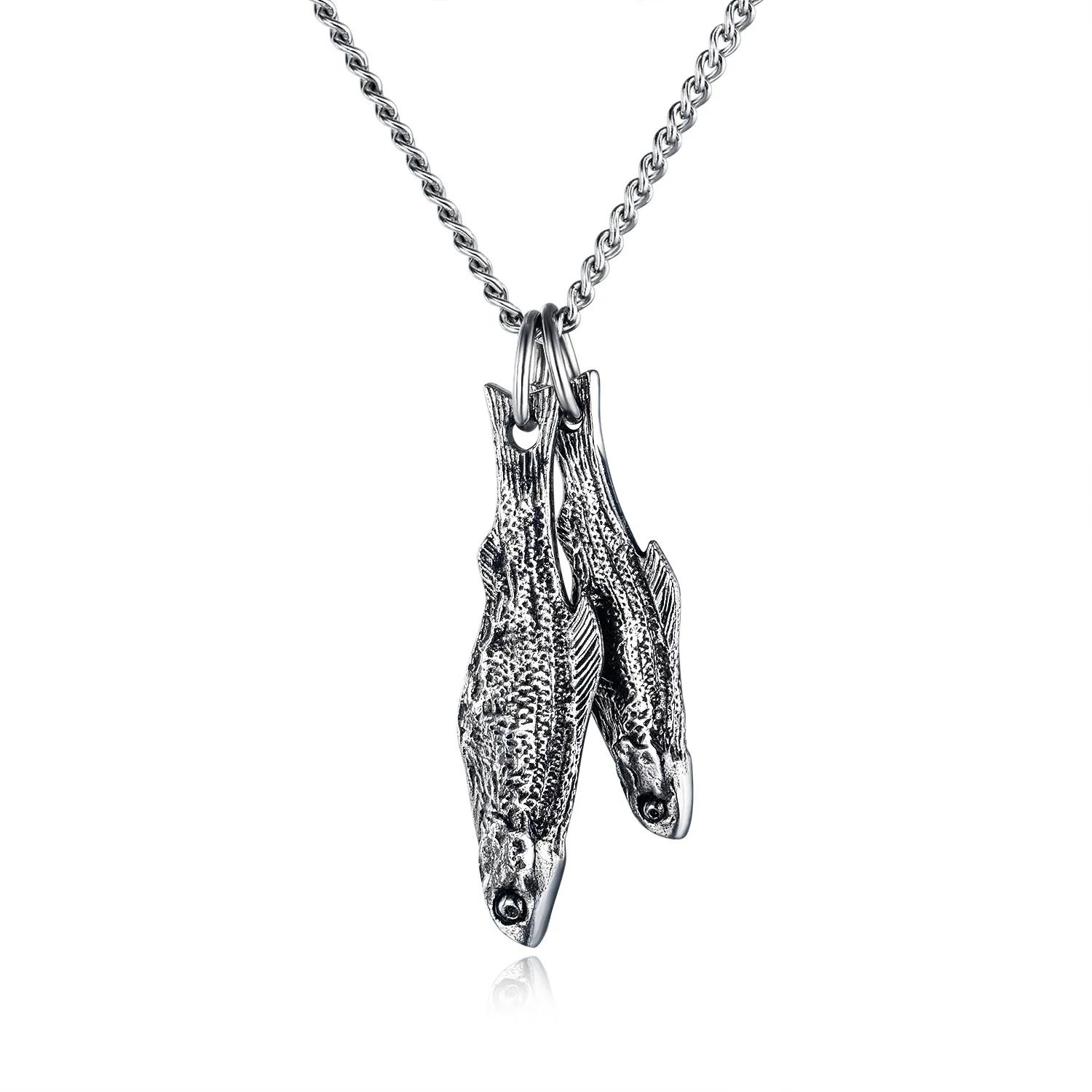 

Classic Personality Stainless Steel Old Retro Fish Pendant Necklace for Lovers Street Accessories