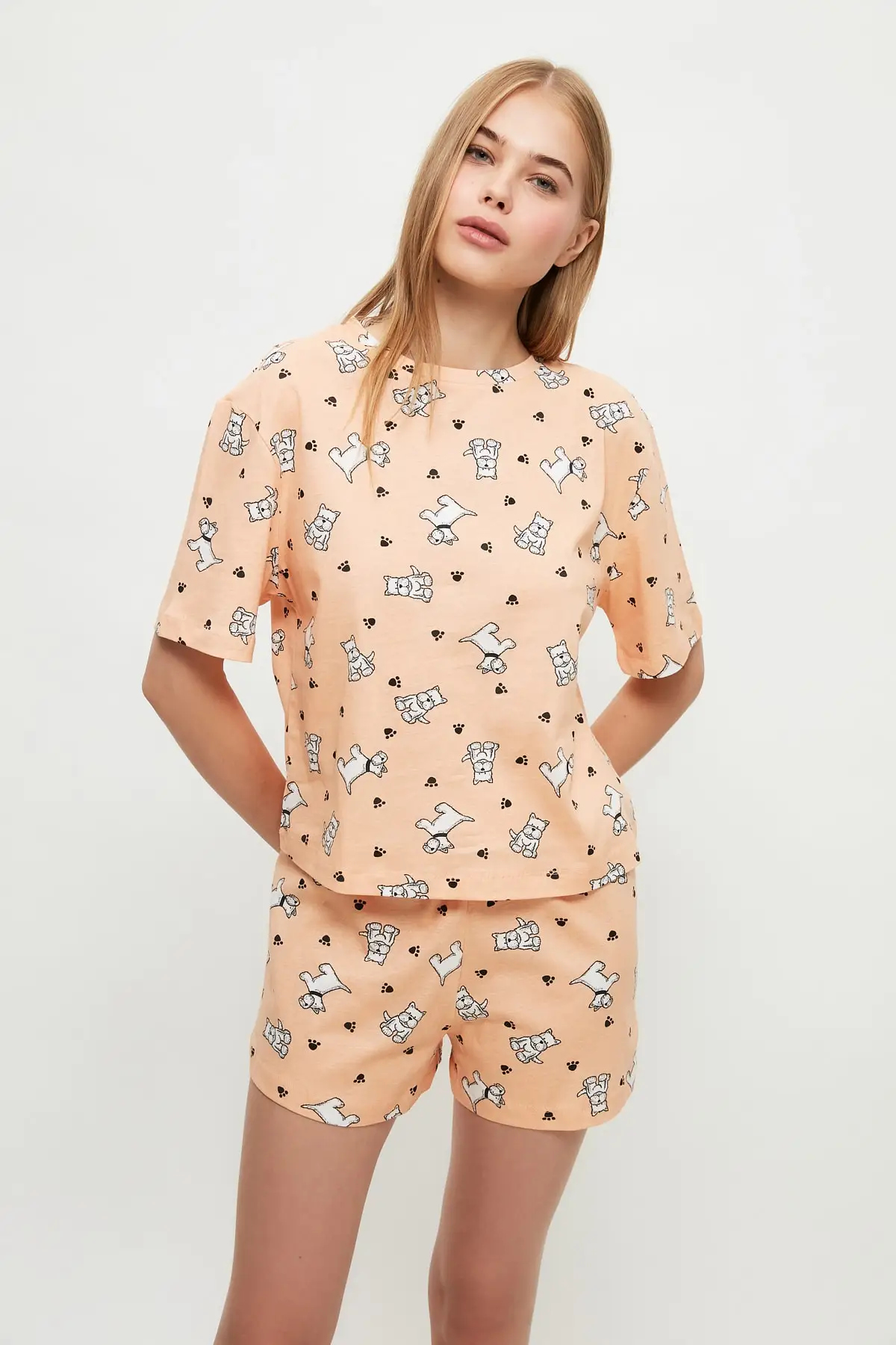 Trendyol Puppy Patterned Knitted Pajamas Set THMSS21PT1060