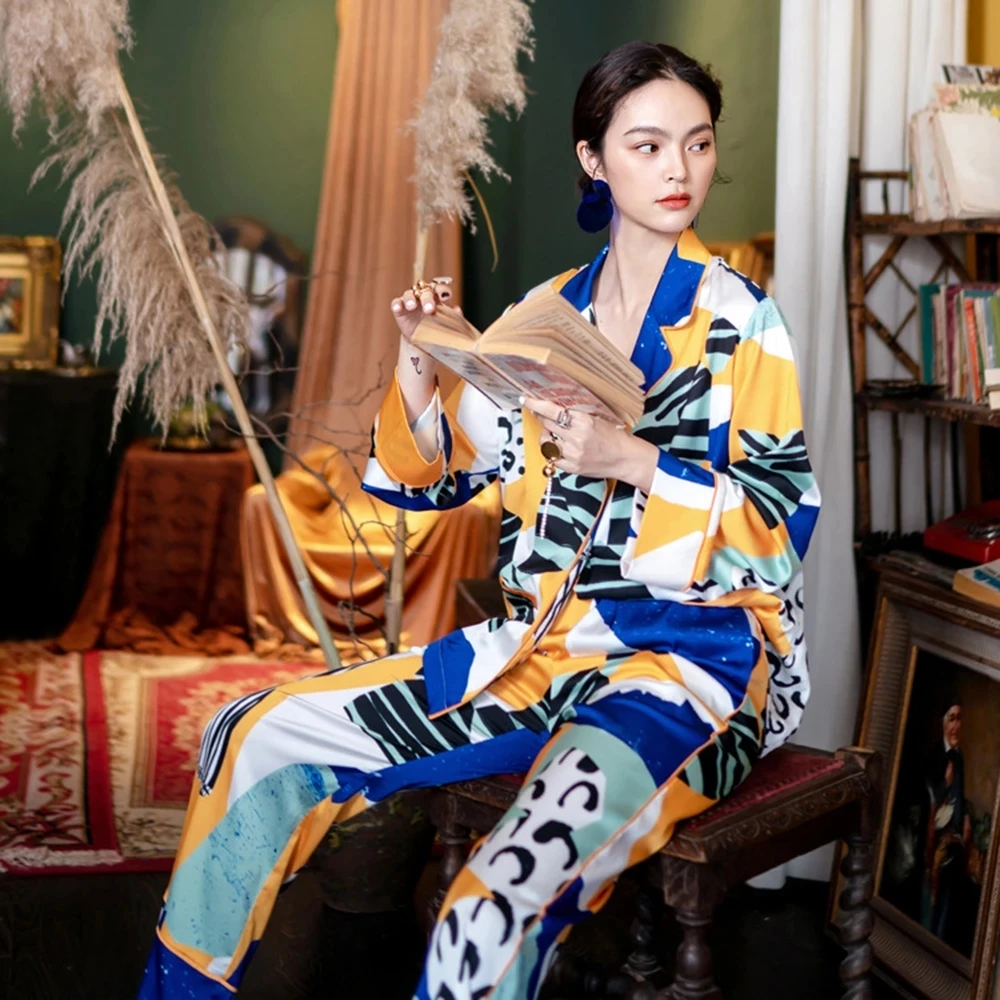 

Новинка 2021, Шелковый Атласный пижамный комплект с принтом, одежда для сна, домашняя одежда для женщин, весна-осень, женская пижама, штаны с дл...