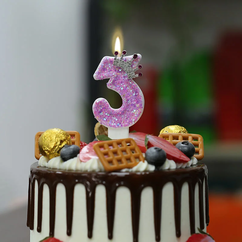 Мини-свеча с розовым номером товары для вечеринок девочек на день рождения