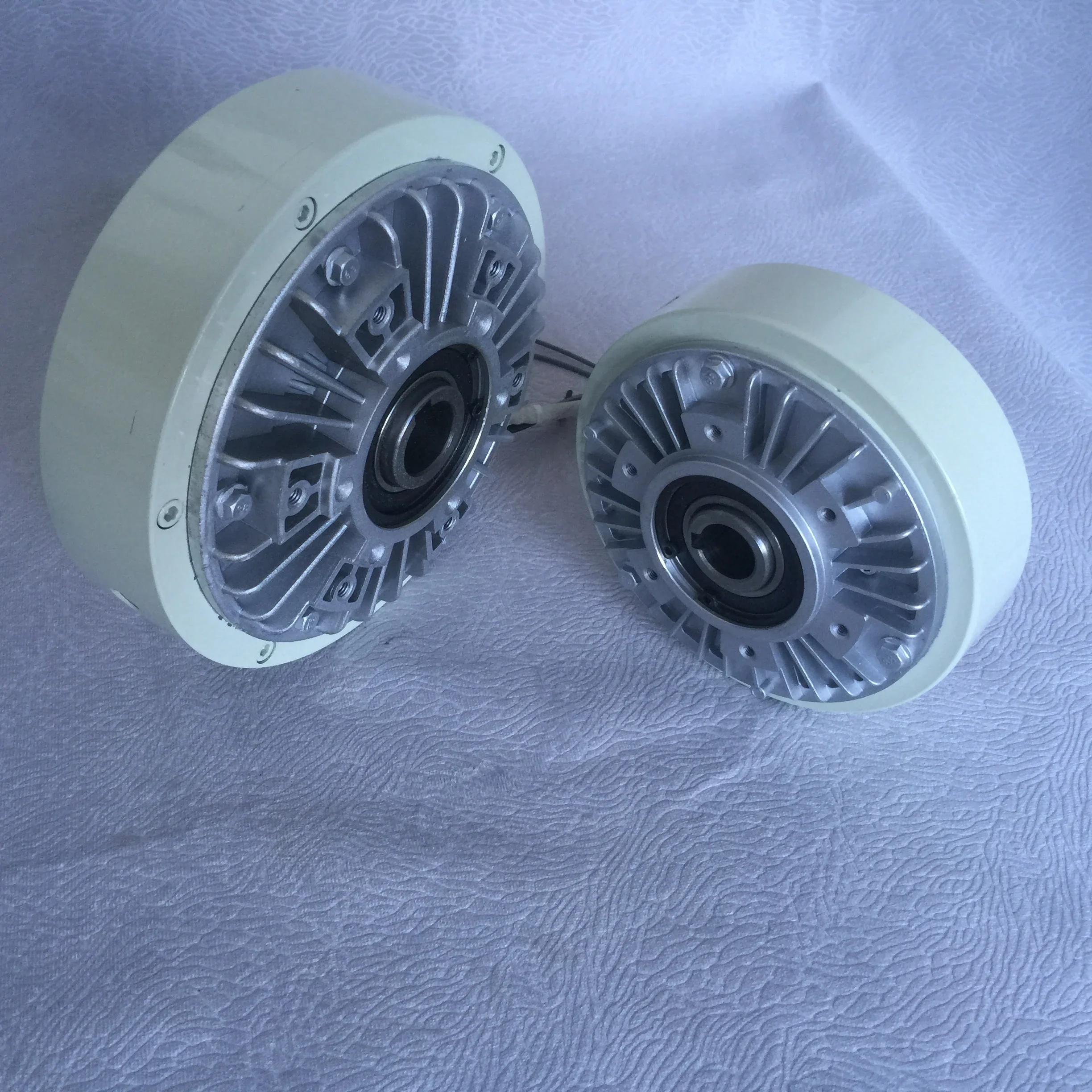 Магнитная порошковая муфта FL100K-FZ-02S Гальма Guangtai FZ15S тормоз FZ50KB-DC24S