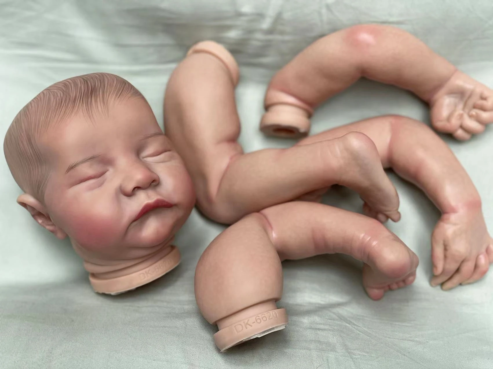 Дешево Комплект для новорожденных Saskia 20 дюймов, Реалистичная кукла-Младенец Ручной работы, незавершенная работа «сделай сам» с окрашенными волоса... Pаспродажа Комплект для новорожденных Saskia 20 дюймов, Реалистичная кукла-Младенец Ручной работы, незавершенная работа «сделай сам» с окрашенными волоса...