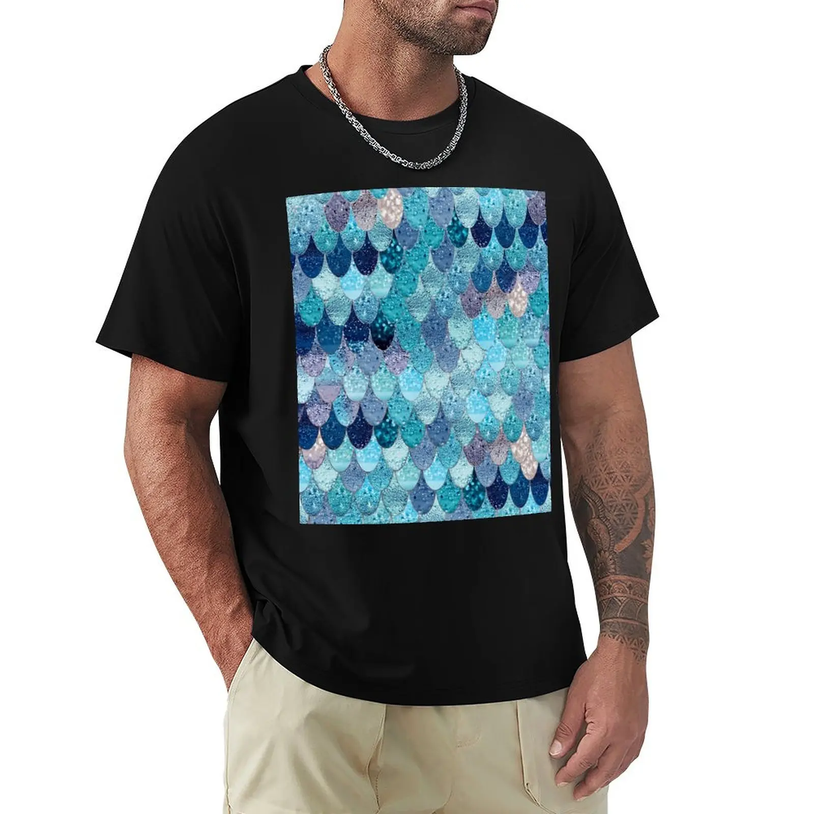 Летняя футболка MERMAID DARK TEAL от Monika Strigel синяя архівная большого размера с рисунком