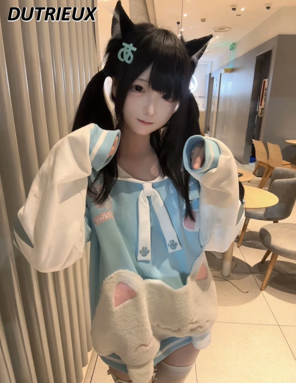 Темно-синий топ с длинными рукавами и вышивкой милые толстовки весенне-осенний