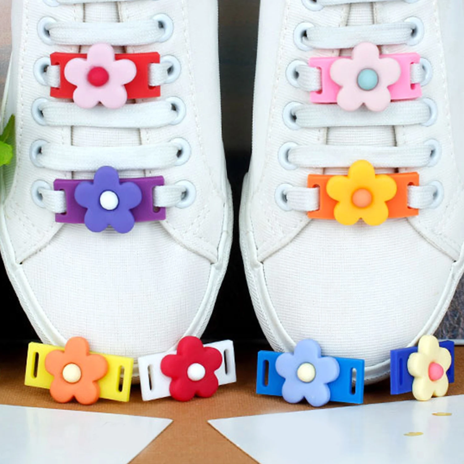 

1pc Shoelace Buckle Resin Flower Shoelaces Buckle Accessories Resin Lace Lock DIY Sneaker Kit Lace Buckle Shoelaces Decoration