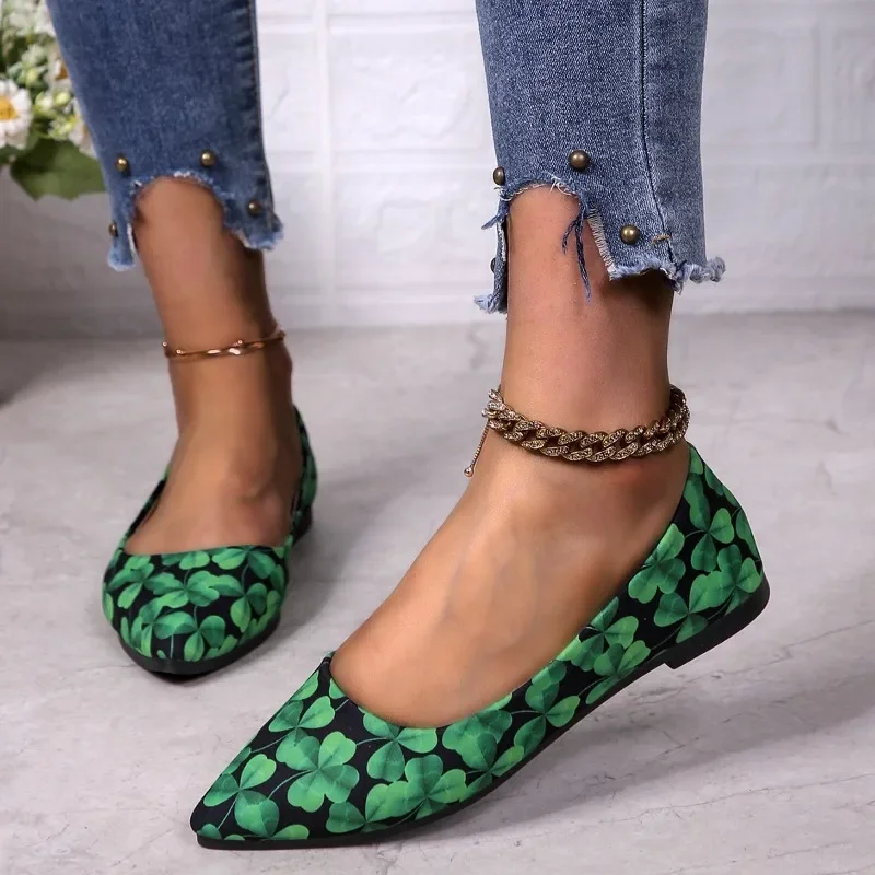 Женские туфли с острым носком повседневные на плоской подошве осень 2024