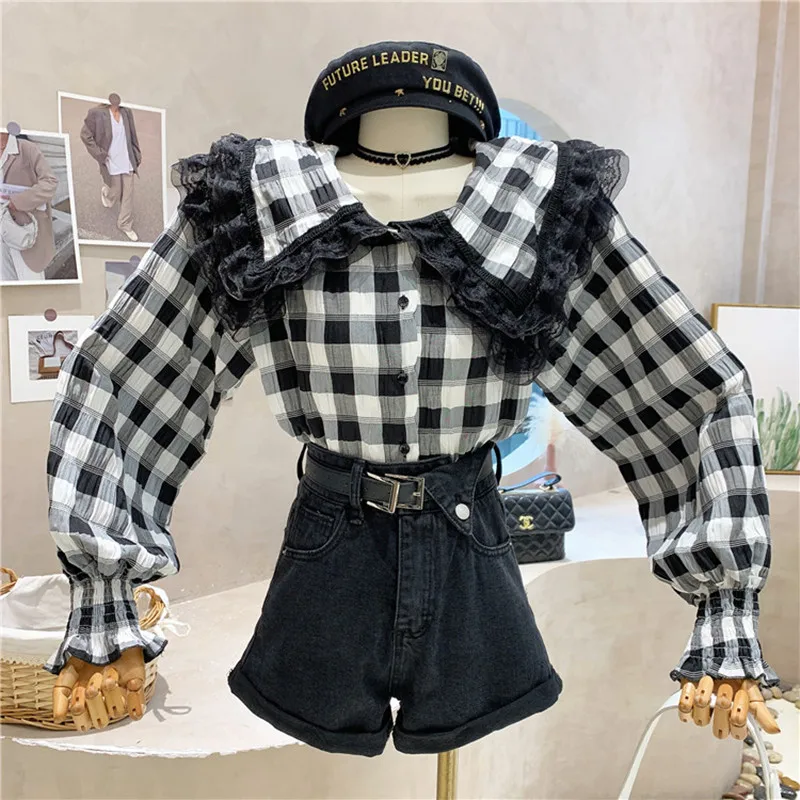 

Niche Design New Women's Clothing 2022 Spring Lace Stitched Doll Collar Shirt Loose Sweet Plaid Tops Long Sleeve Blusa Feminina