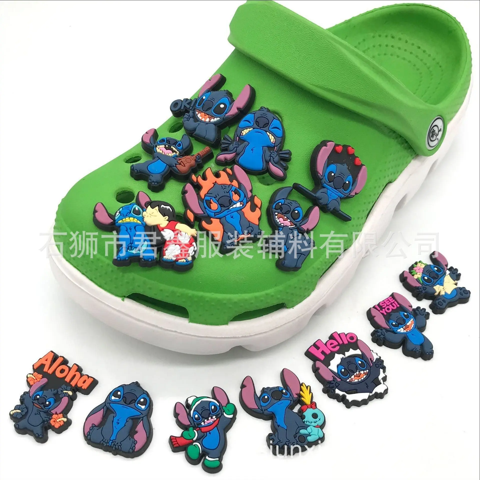 

Disney Shoe Buckle Stitch Hole Shoes Shoe Buckle Decoration PVC Soft Rubber Shoes Flower Slippers Boots Shoe Buckle Button Gift