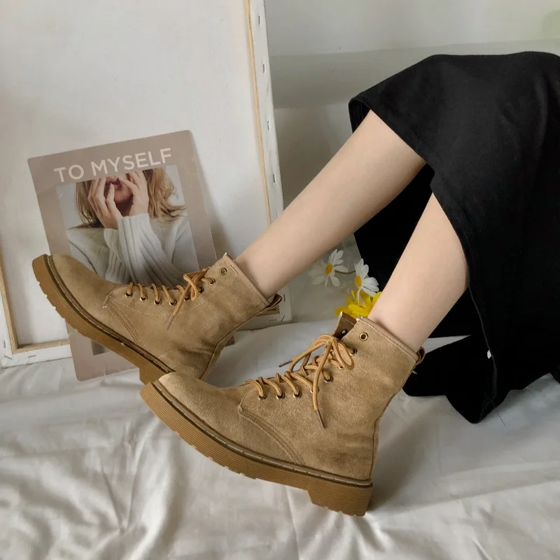 

England Platform Boots for Women Spring Autumn 2022 New Fashion Retro Flock Ankle Square Heel Lace-up Shoes Woman Boots