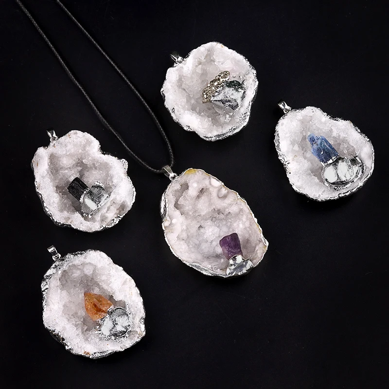 Ожерелье с подвеской в виде ломтика агата друзы нерегулярные Рейки исцеляющая
