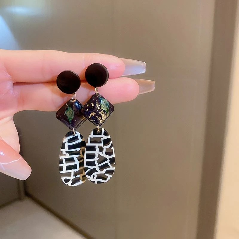 

Circle Rhombus Water Drop Acrylic Earrings Generous Earrings