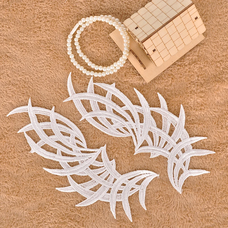 10 штук/лот Вышивка Цветы Заплатки Золотая Кружевная Аппликация Воротник Свадебное Платье Формальные Аксессуары Пайеточная Ткань Заплатка Лц17.