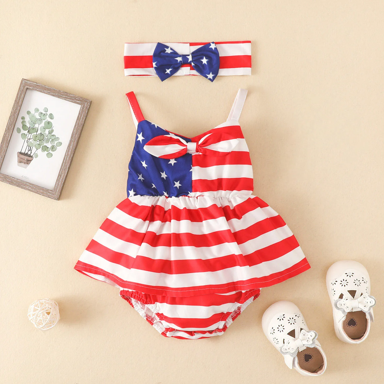 

Infant Girls Sleeveless Independence Day Striped Printed Ruffles Romper Newborn Bodysuits With Headbands Outfits Baby Girl Items
