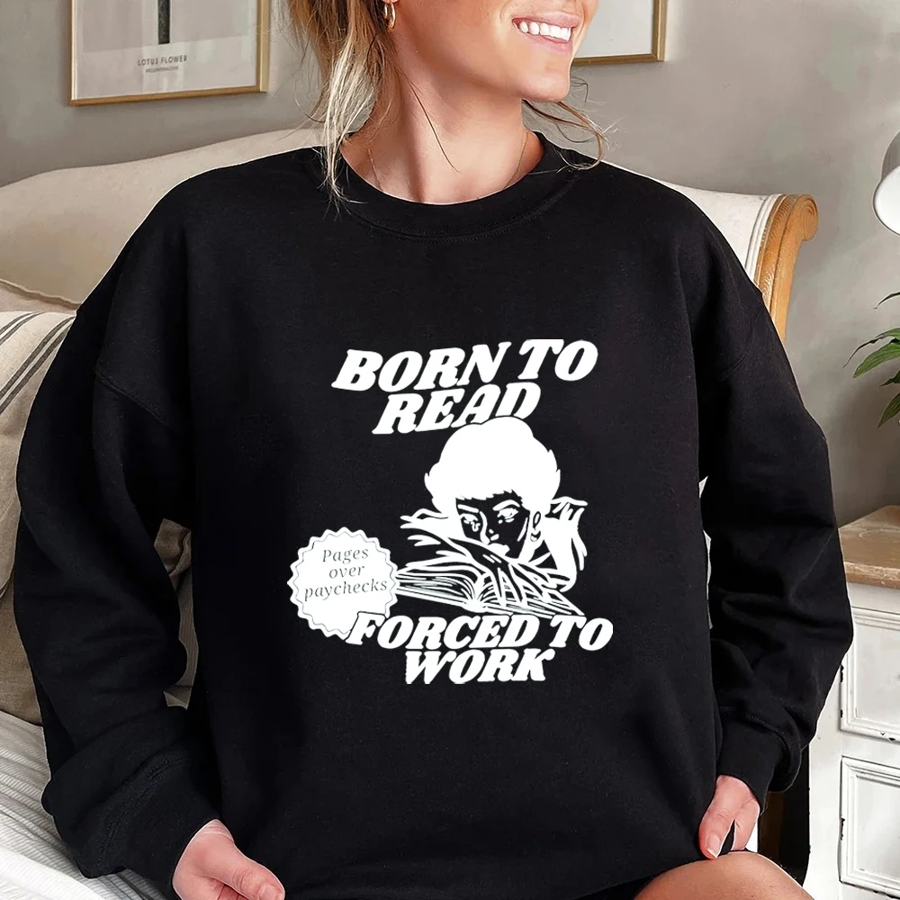 Свитшот с надписью Born To Read Bookish