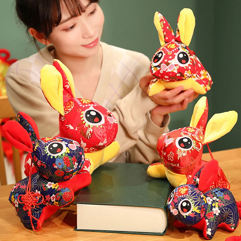 peluche-lapin-annee-2023-12-15cm-jouet-mascotte-annee-de-noel-poupee-de-bon-augure-dessin-anime-pendentif-zodiaque-pour-la-maison