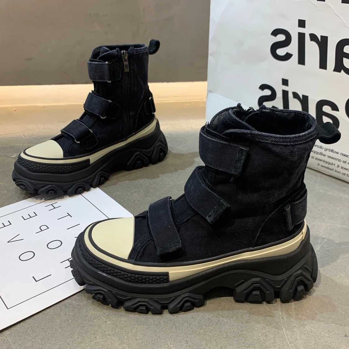 

Женские высокие кроссовки на платформе, белые кроссовки на вулканизированной подошве, обувь для зимы, 2023