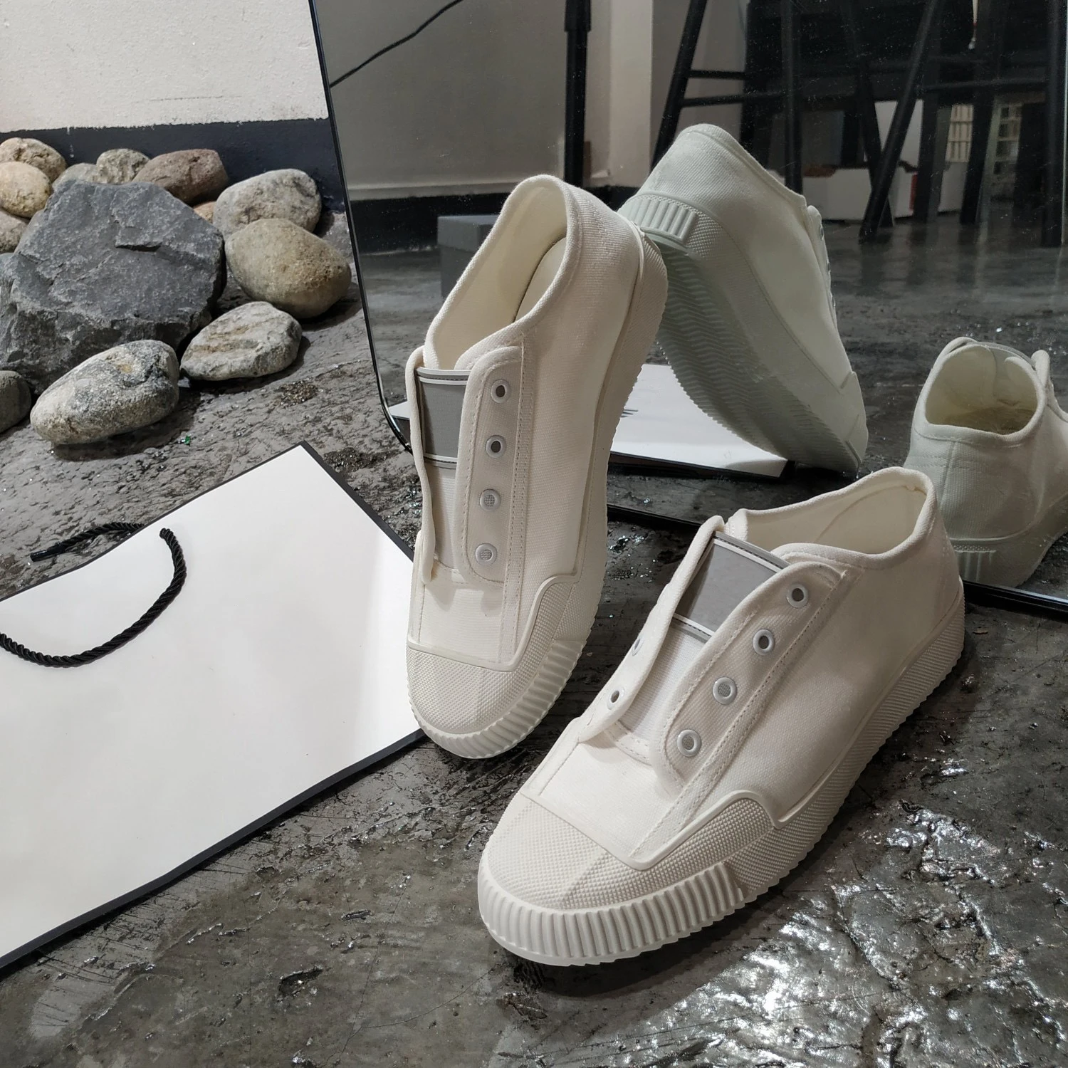 

2022 wowen shoes women slippers women sports shoes women boots women sandals heels high-heel shoes for women leather flat shoe