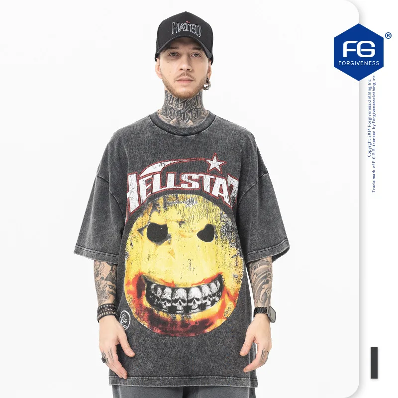 

2023 Spring Summer New Round Neck Short Sleeve T-shirt Fashion Brand High Street Heavy Duty Retro Damaged Smiling Face Print