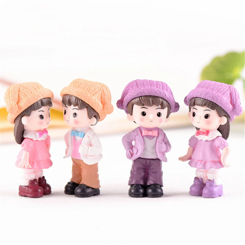 

1 Pair Cartoon Lovely Hat Couple Resin Figurines Miniatures Fairy Garden Home Decor Desk Garden Decorative Craft Micro Landscape