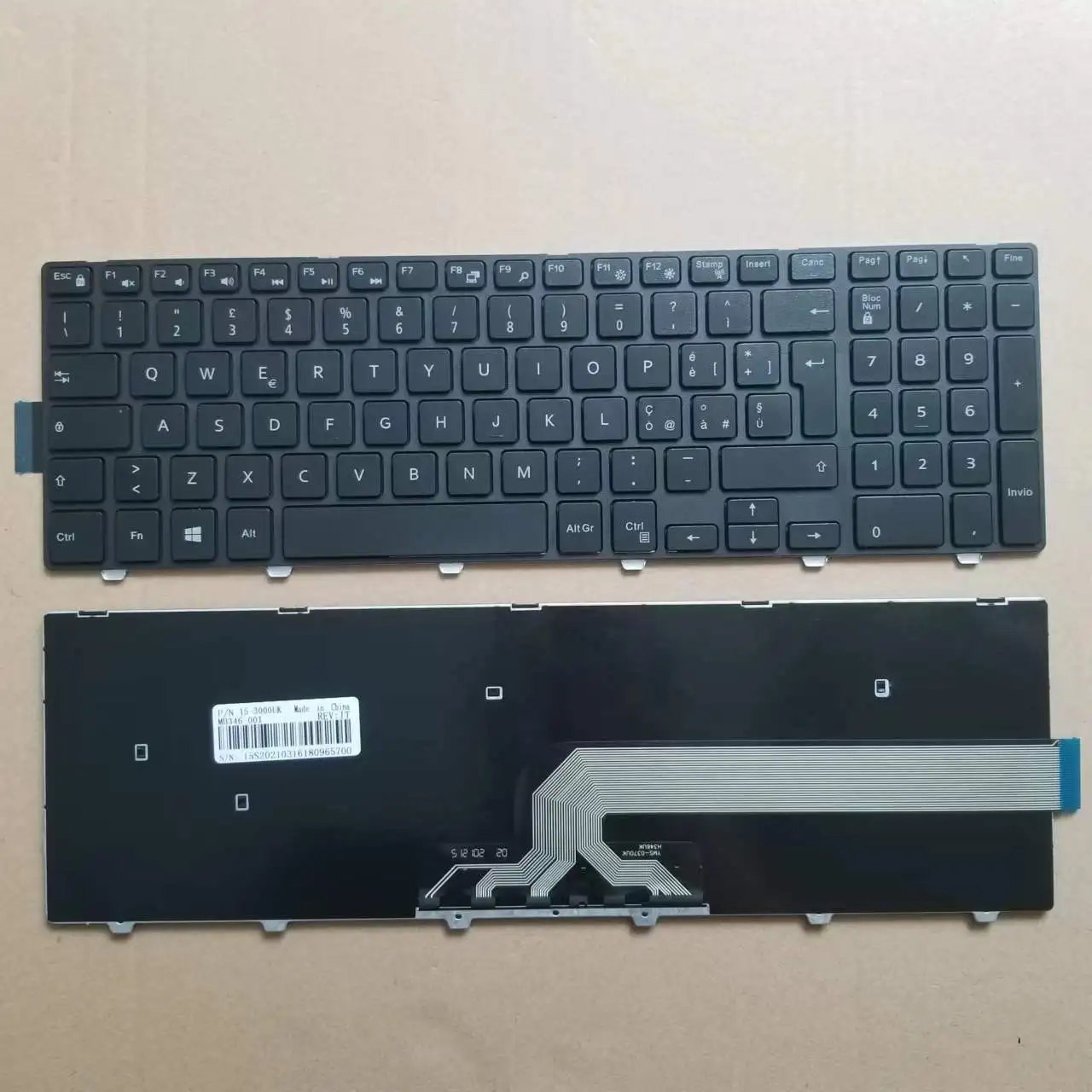 

Клавиатура для ноутбука Dell Inspiron 15-3000 3541 3542 3543 3551 3558 5547