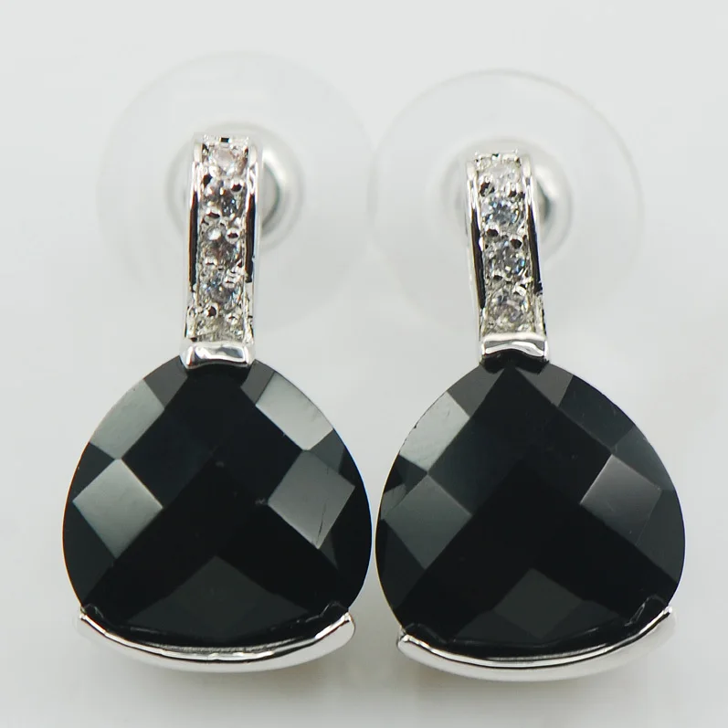 

Женские серьги из серебра 925 пробы, с фианитами