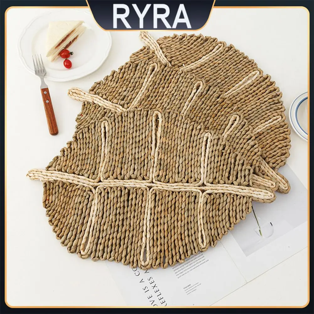 

Pot Holder Plant Decor Durable Tableware Mat Dinnerware Pad Placemat Cattail Leaf Mat Leaf-shaped Dinner Mat Bowl Pad Creative