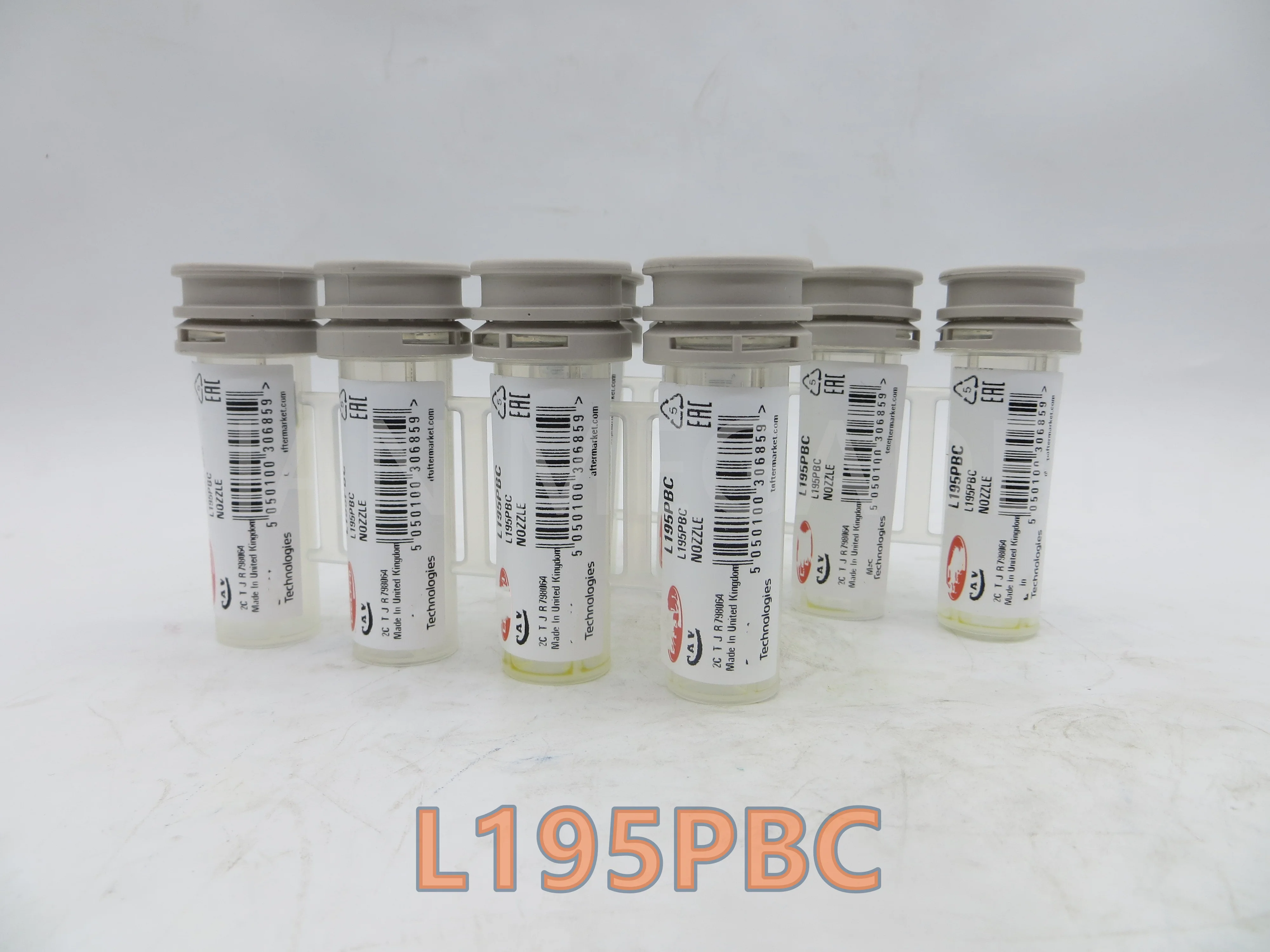 

Genuine Brand New Diesel Fuel Diesel Nozzle L195PBC without original packing