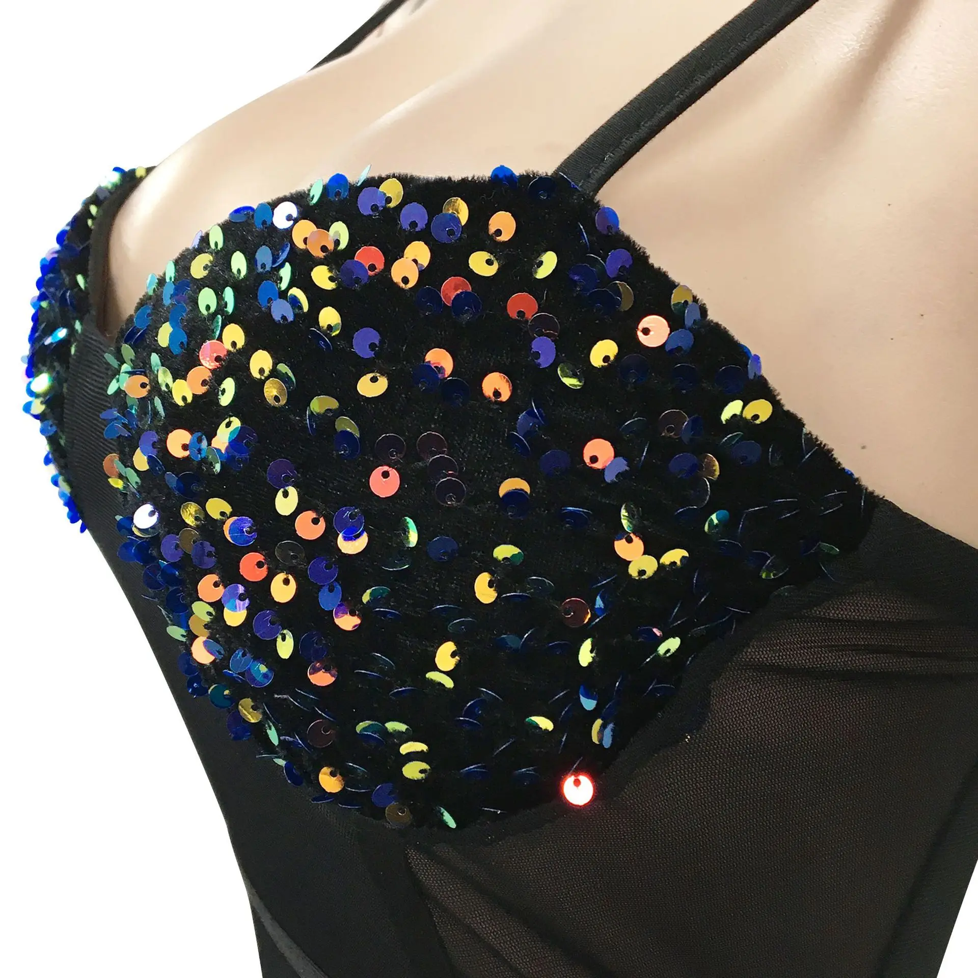 Женское облегающее мини-платье с открытой спиной и блестками |