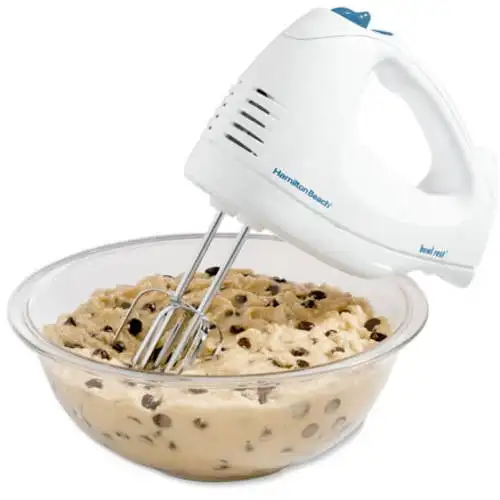 

Hamilton Beach 62682R Home Electric 6 Speed Hand Mixer with Snap-On Case