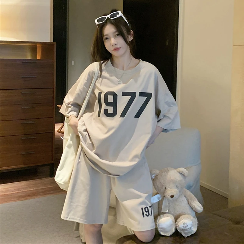 

Lazy style BF loose short sleeve T-shirt set summer 2022 new design sense niche sports casual top women