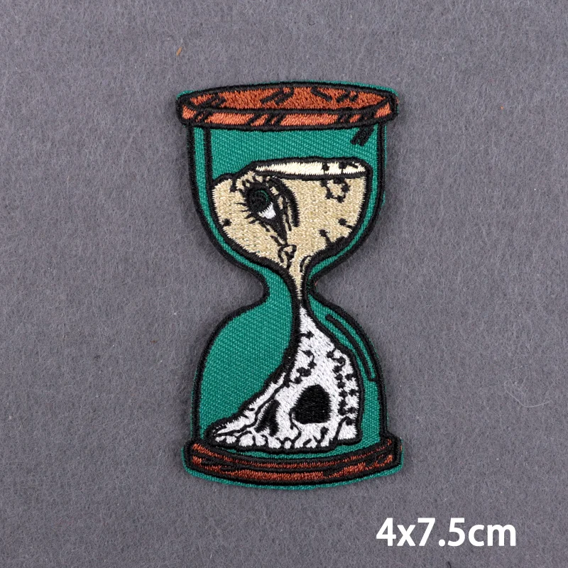 Нашивка с вышивкой Born To Win сделай сам песочные часы и Ужасный Череп термоклейкие