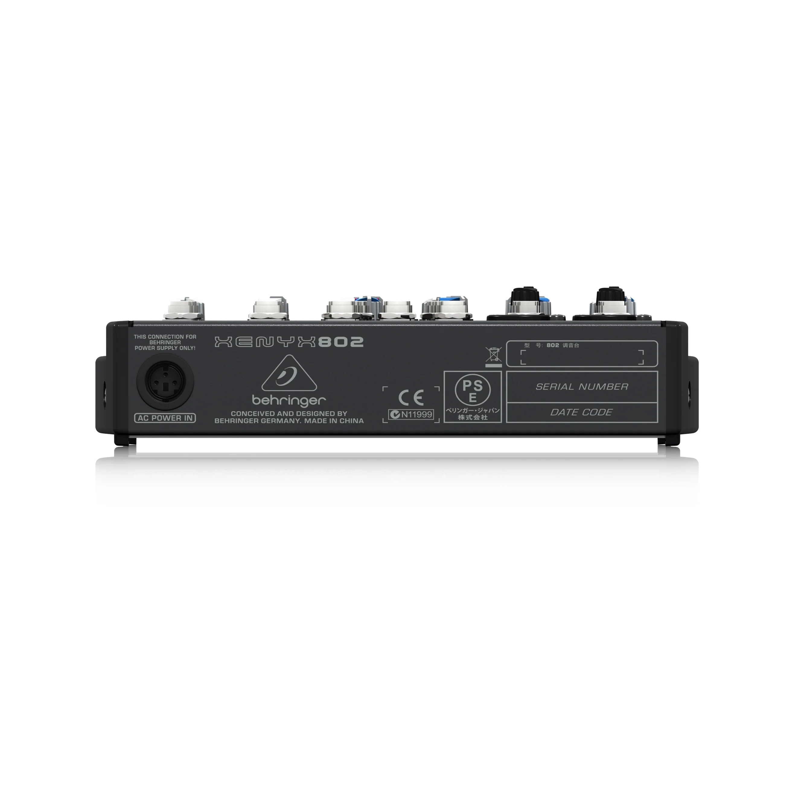 Сверхкомпактный 6-канальный миксер Behringer XENYx 802 с USB-аудиоинтерфейсом для работы в