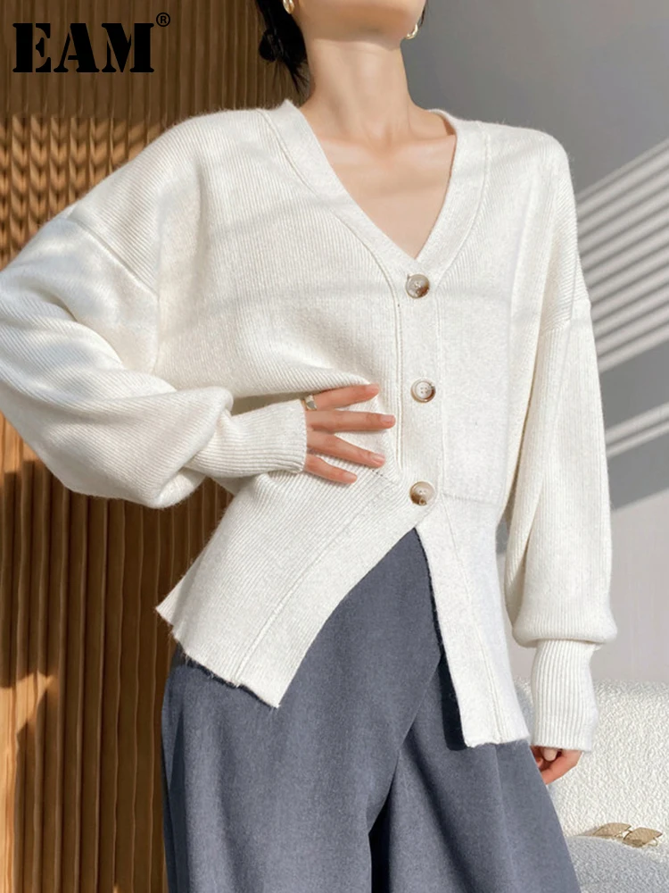 

[EAM] Black Big Size Short Knitting Cardigan Sweater Loose Fit V-Neck Long Sleeve Women New Fashion Spring Autumn 2022 1DD5644
