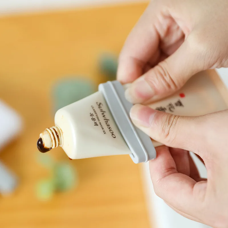 

3Pc/Set Oral Care Accessories Toothpaste Tube Squeezer Home Plastic Easy Press Tube Facial Cleanser Press Rolling Holder