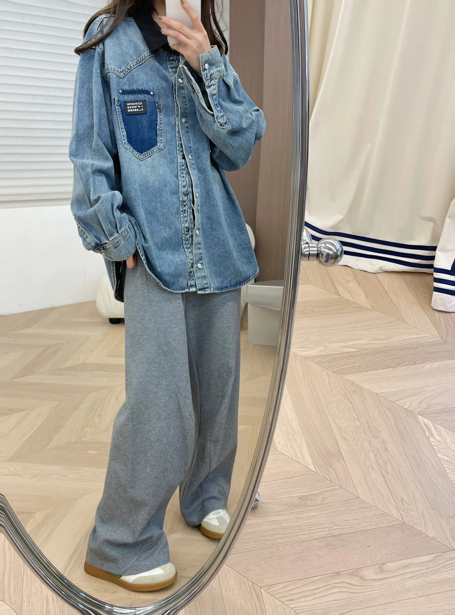 

Mm6 Margiela Women's Denim Jackets 2023 New Arrival Color Matching Pocket Lapel Denim Coats Casual Loose Single-breasted Jackets