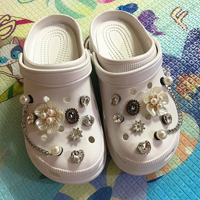 

Роскошные украшения для обуви Croc, «сделай сам», аксессуары, готовые к нанесению, алмазная жемчужная обувь, декоративная пряжка, набор аксесс...