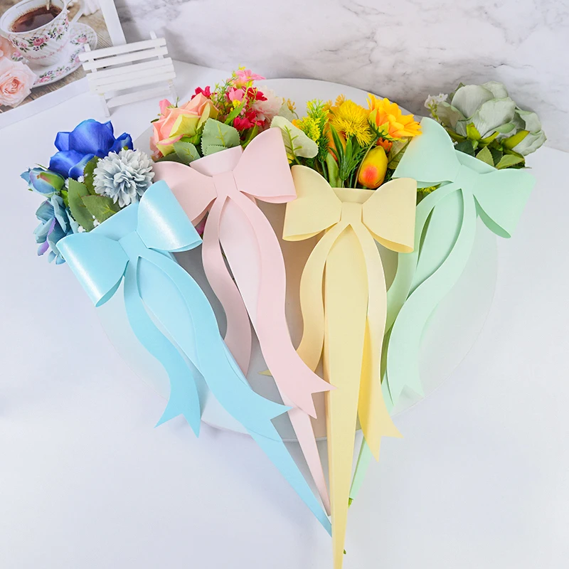 

Triangle Flower Gift Box Paper Packaging Rose Flower Cone Shaped Box Valentine's Day Wedding Party Gift Packaging Boxes Decor