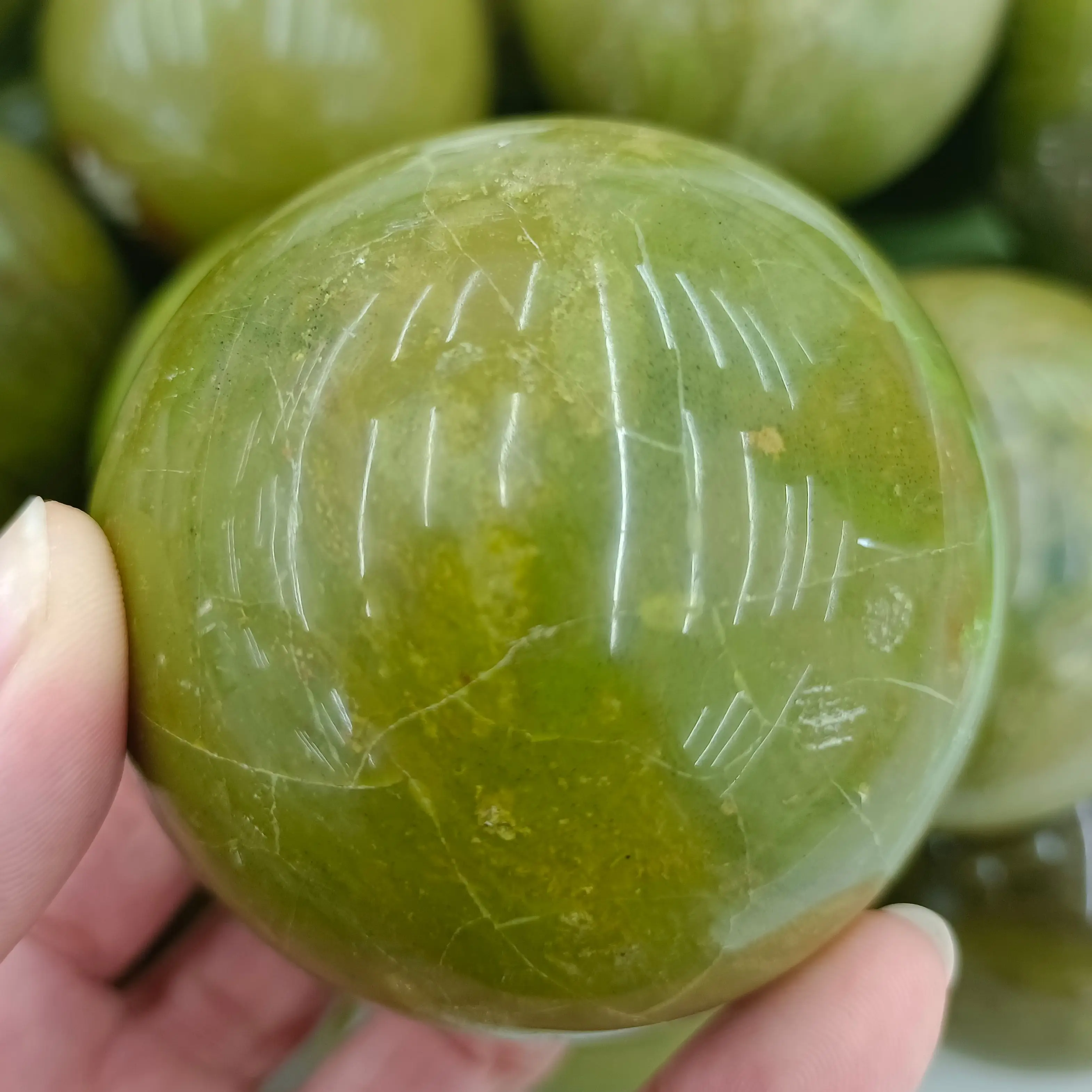

Natural Green Opal Ball Hand Polished Crystal Energy Ore Home Office Decoration Craft Pieces Mineral Degaussing Ornaments