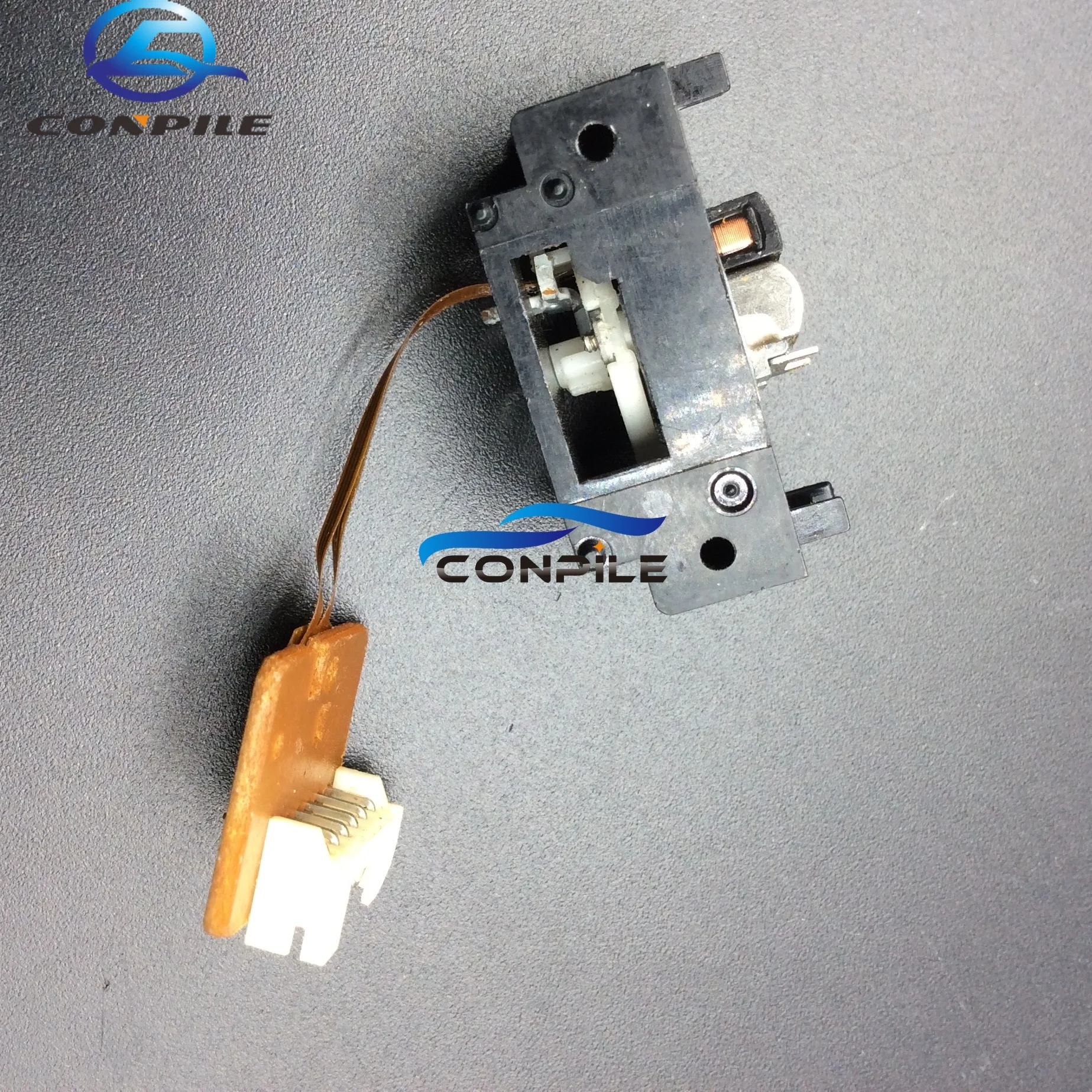 

1 шт. вращающаяся магнитная головка для кассеты, колоды, ленты, записи (с протираемой головкой), аудиоплеера, стираемая головка 340ohm