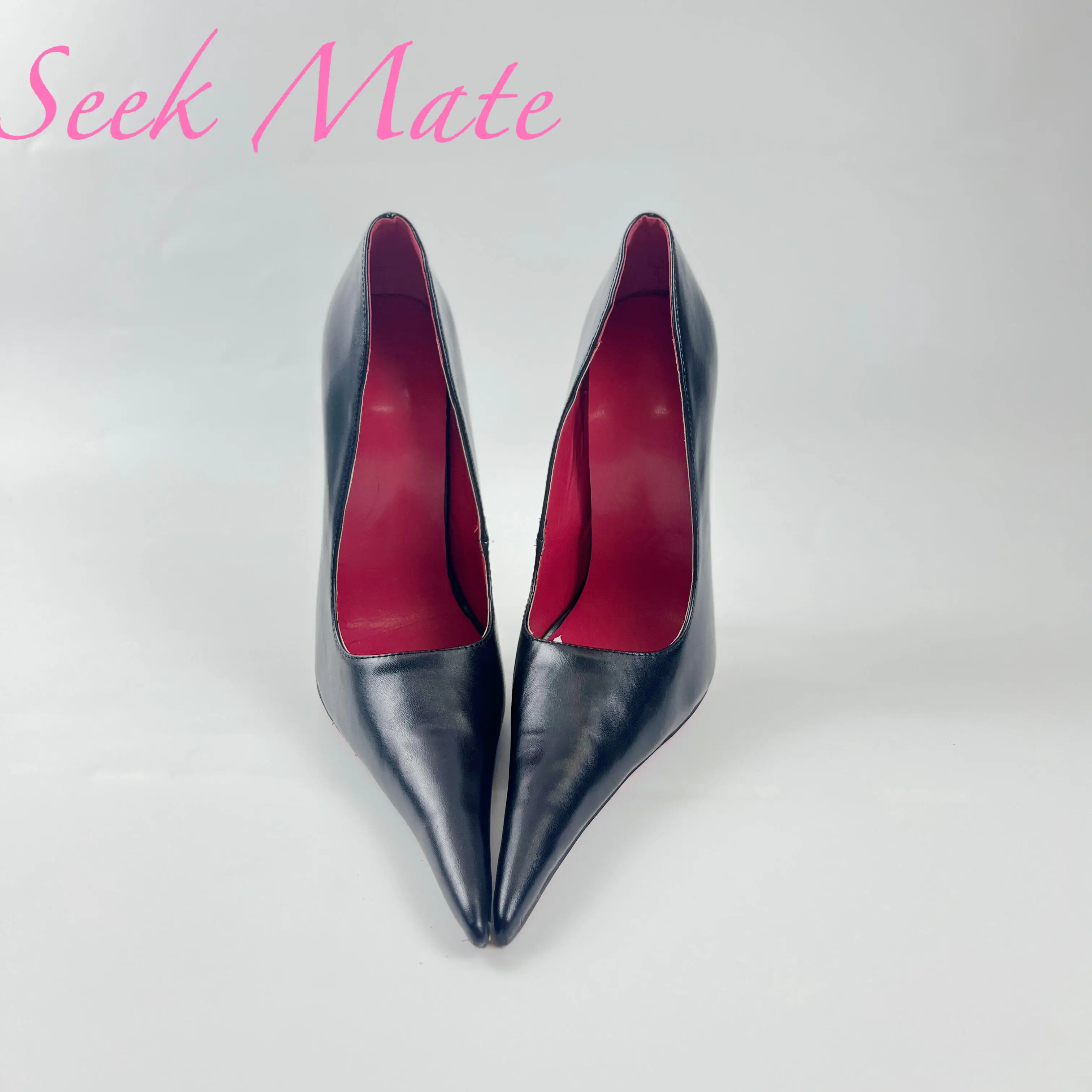 Seeking friends, Europe and America, high heels, fetishism, interest, leather, super long toe, high heels, single shoes, red sol