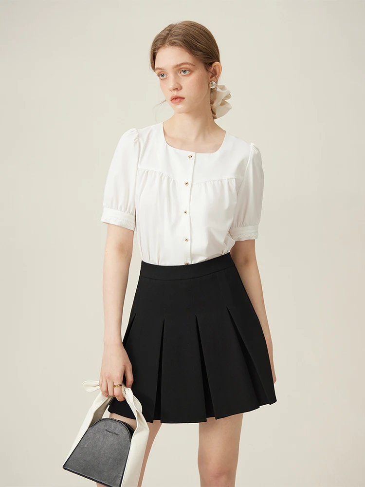 Женская блуза с квадратным вырезом коротким рукавом и