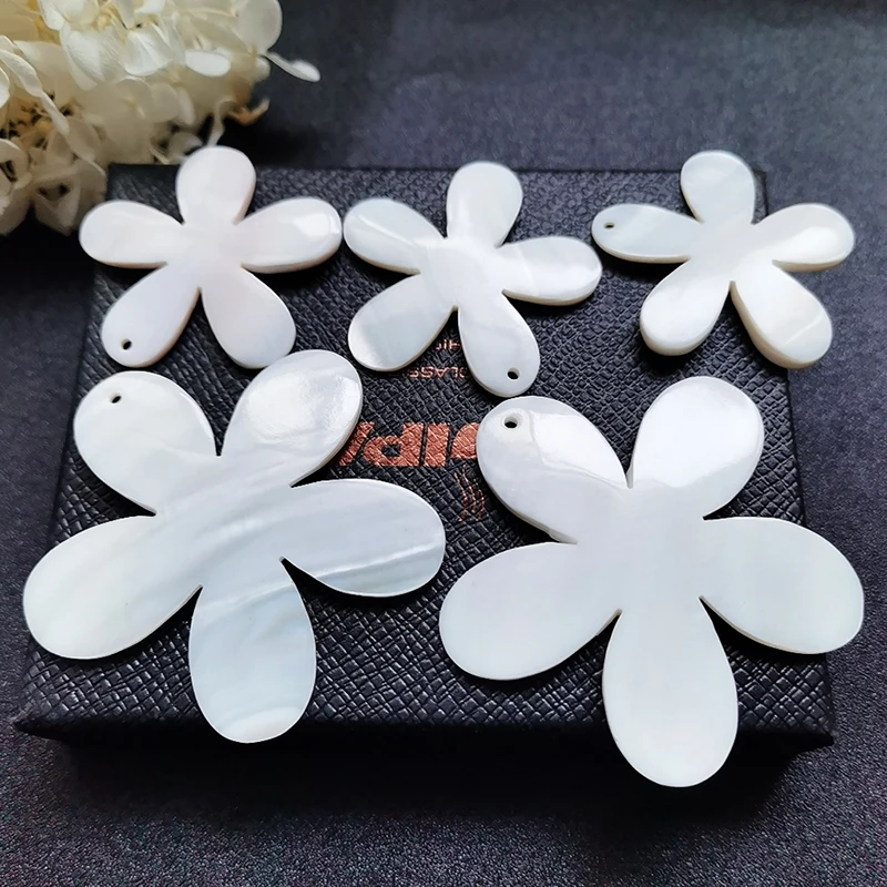 

Natural Shell Flower Charms Mother of Pearl Connector Bead Hyperbole Pendant DIY Necklace MOP Earring Woman Jewelry Accessories