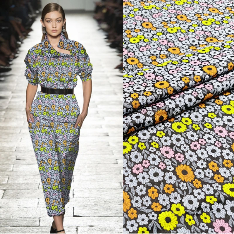 

Ранняя весна новое цветочное жаккардовое платье ткань высокого класса cheongsam Тренч модный дизайнерский ручной работы DIY швейная ткань