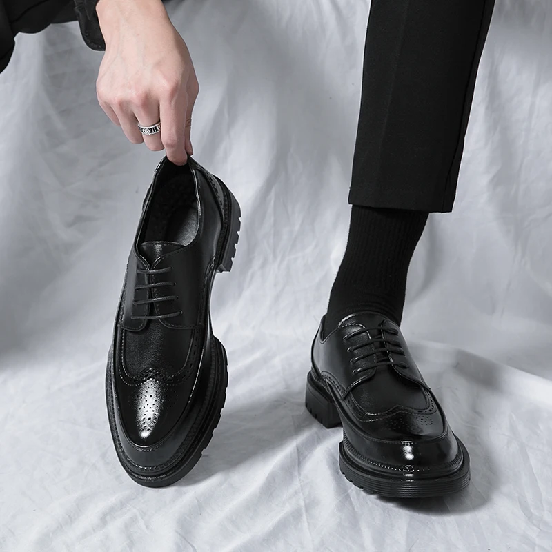 

High-quality business formal leather shoes men's casual dress shoes classic Italian formal oxford men's office shoes 38-46